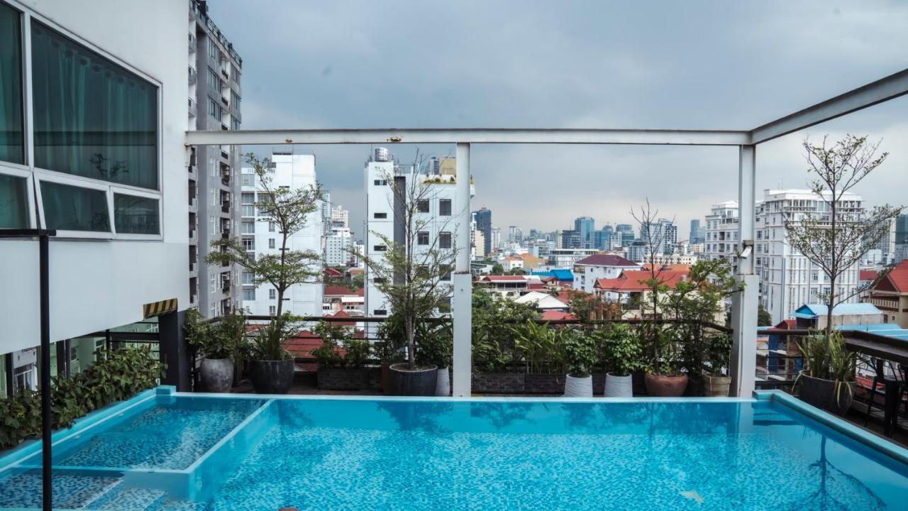 Monsoon Bassac Hotel Пном Пен Екстериор снимка